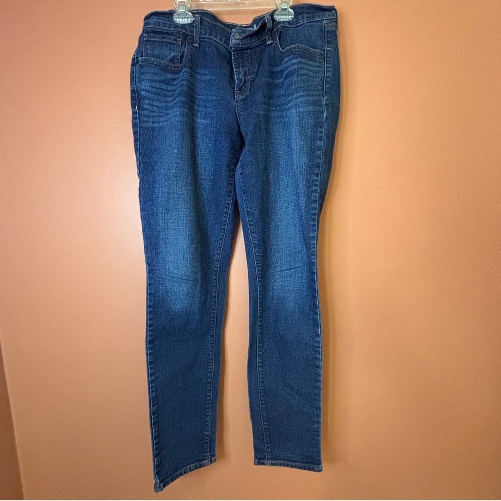 Old Navy Women's Straight Leg Jeans in Deep Blue